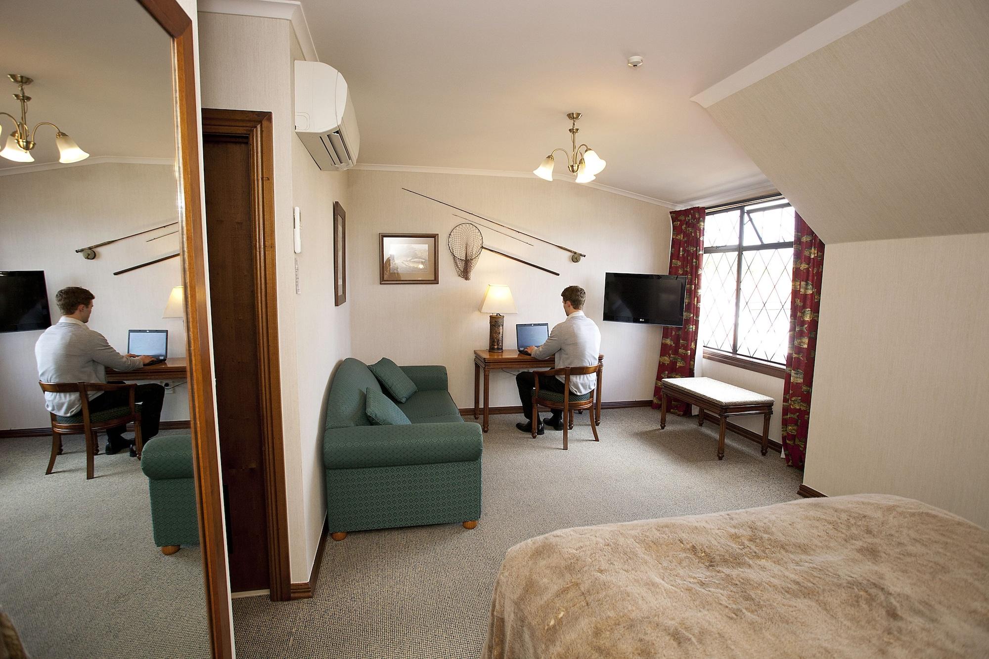 Distinction Coachman Hotel, Palmerston North Exterior photo