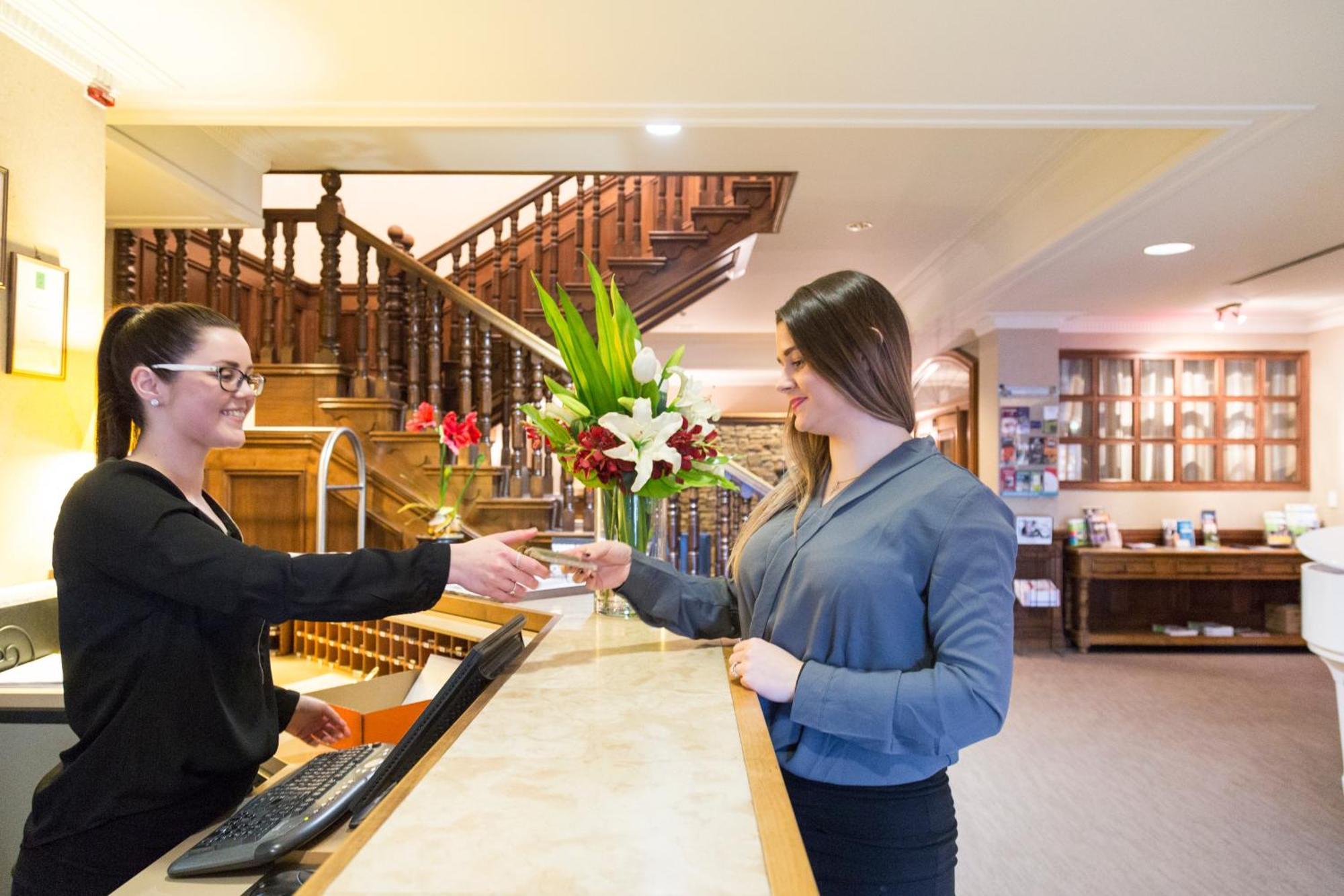 Distinction Coachman Hotel, Palmerston North Exterior photo